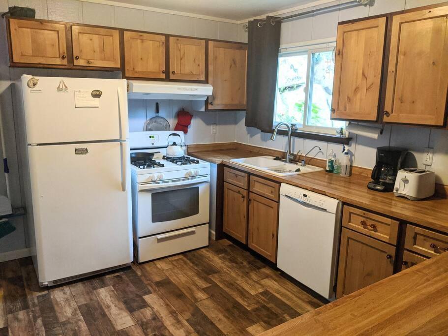 Sleeping Wolf Guest House Oakhurst Esterno foto
